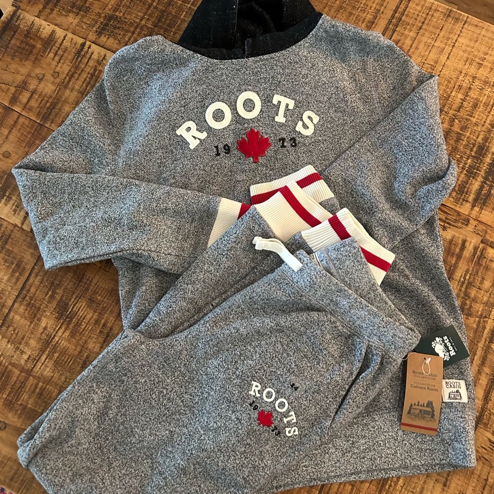 Roots Cabin Canada Collection Knitwear- Salt & Pepper